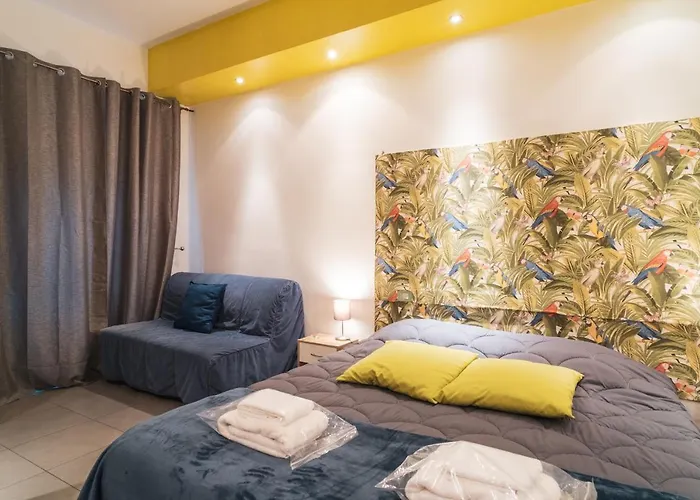 ゲストハウス Lovely Vatican